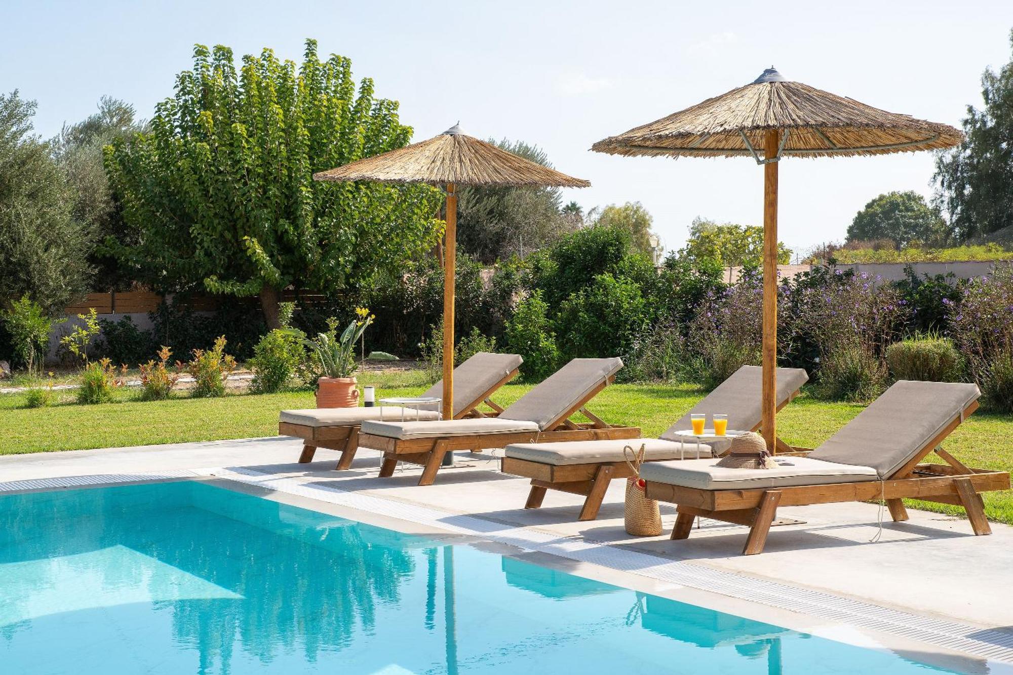 Ethria Pool Villa With Heated Jacuzzi Afándu Kültér fotó